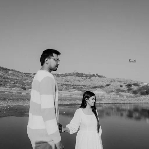 Adarsh&Bhavya_Prewedding (12)