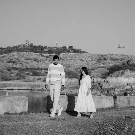 Adarsh&Bhavya_Prewedding (6)